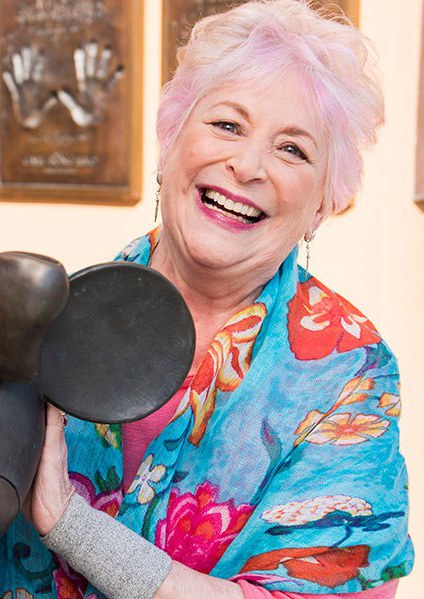 露西·泰勒 Russi Taylor