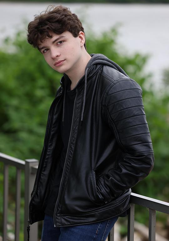 尼古拉斯·佐托 Nicholas Zoto