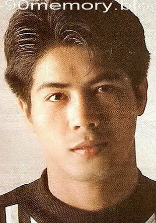 沙玛·帕亚卡荣 Samart Payakaroon