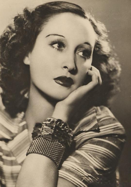 克拉拉·卡拉马伊 Clara Calamai