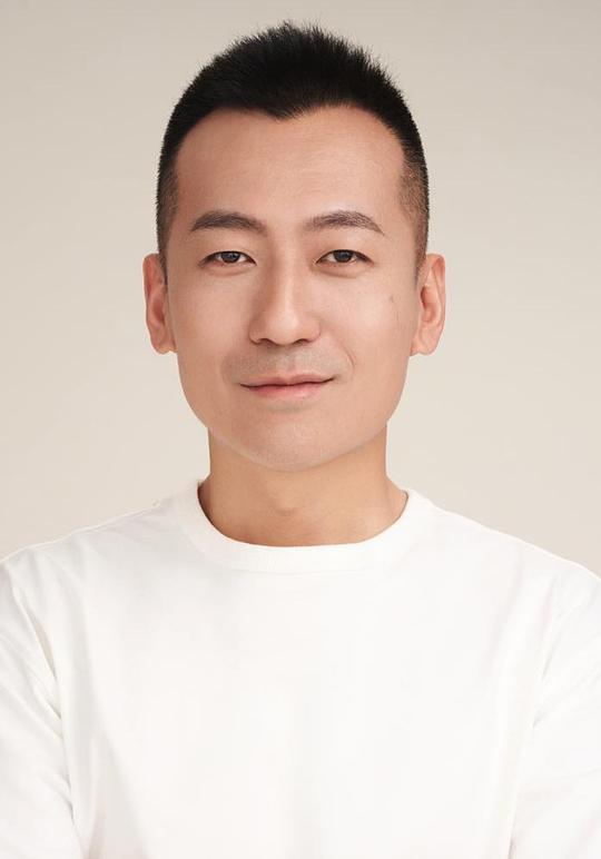 戚九洲 Jiuzhou Qi