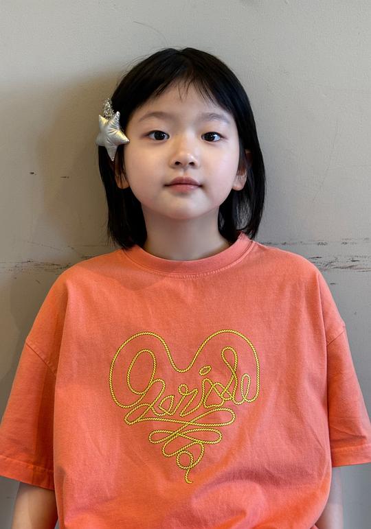 李荞伊 Mango