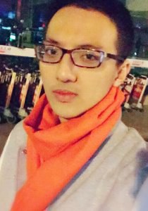 董易 Yi Dong