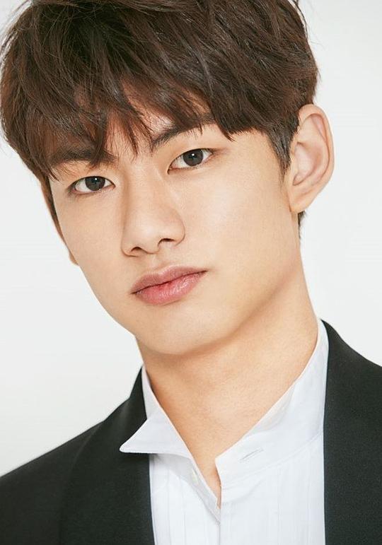 柳义贤 Yoo Ui Hyun