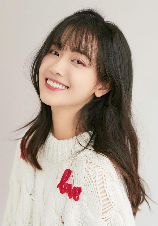 郑湫泓 Jade Zheng