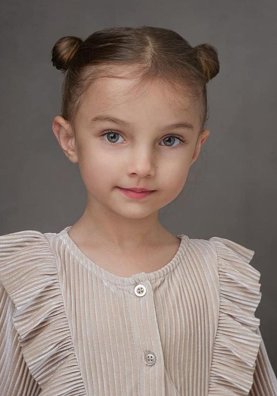 伊芙琳·特伊谢拉 Evelyn Teixeira