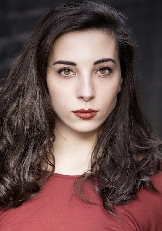 莱拉·雪莉 Layla Shirley