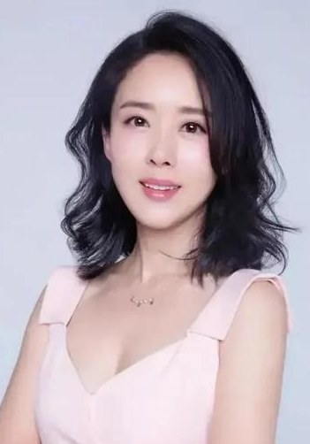 颜丹晨 Danchen Yan