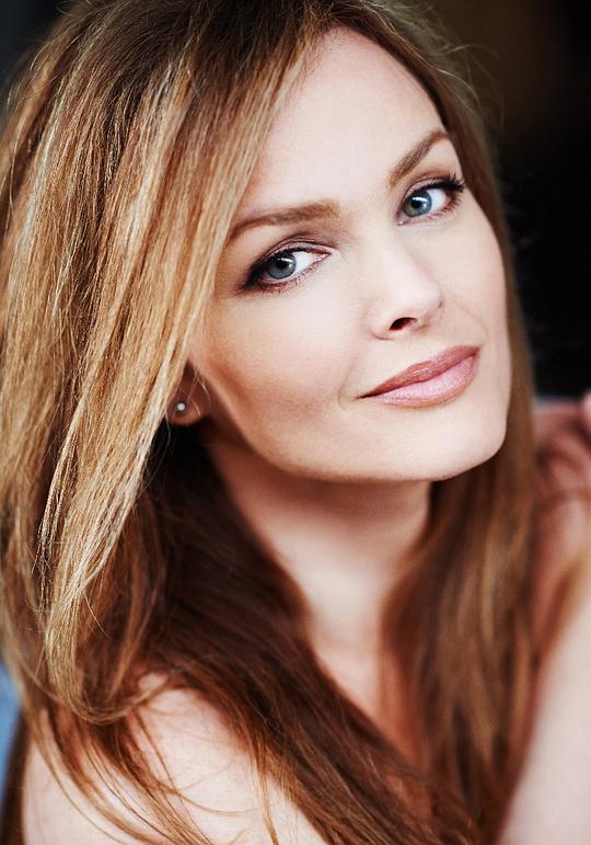 迪娜·迈耶 Dina Meyer