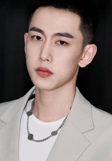 李梦然 Mengran Li
