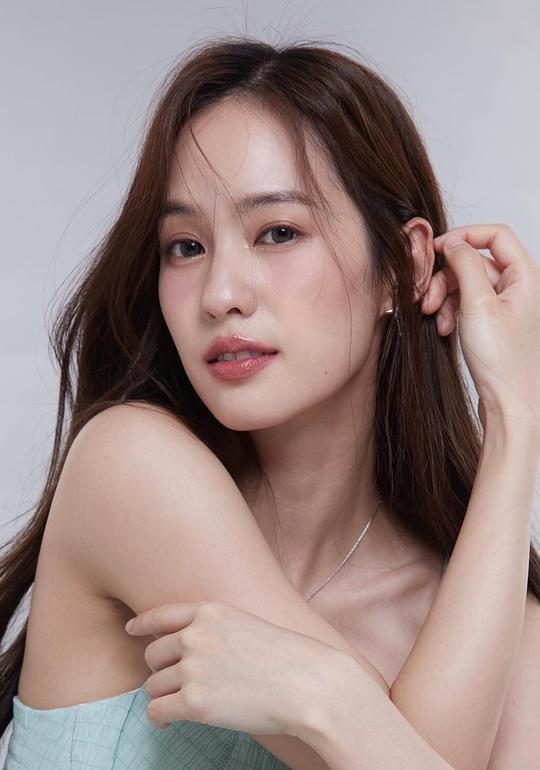 塔妮达·曼阿乐卢恩固 Thanida Manalertruengkul