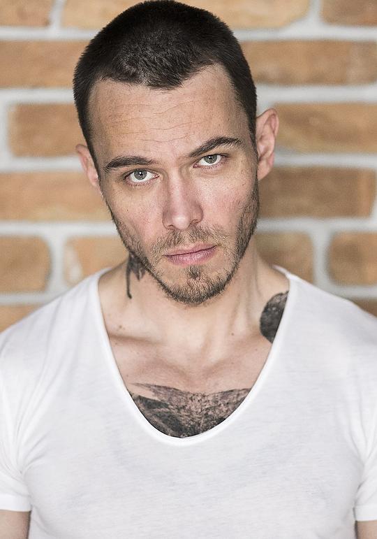 塔玛斯·伦吉尔 Tamás Lengyel