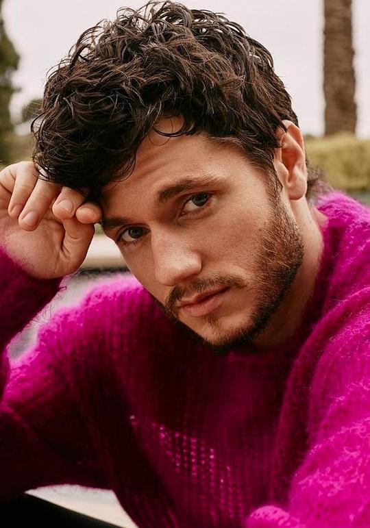 詹姆斯·斯卡利 James Scully