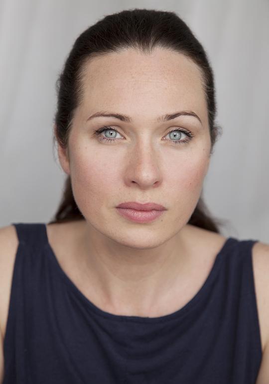 伊莱恩·肯尼迪 Elaine Kennedy