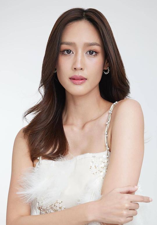 琳拉达·考布瓦赛 Rinrada Kaewbuasai