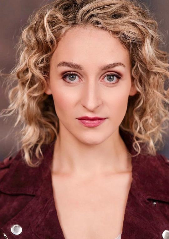 玛德琳·贝尔德 Madeline Baird