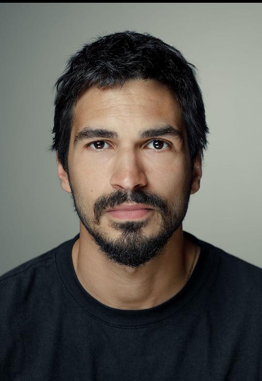 塔莱斯·容凯拉 Thales Junqueira