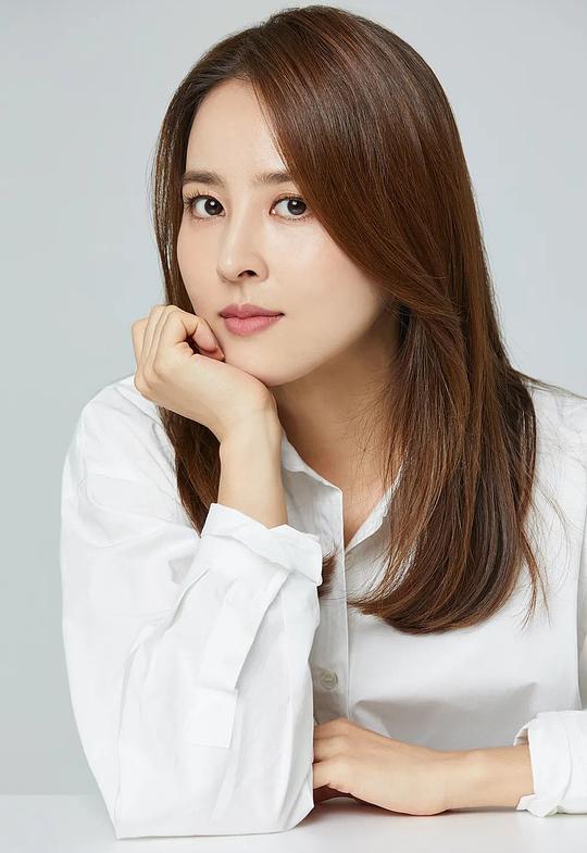 韩惠轸 Hye-jin Han