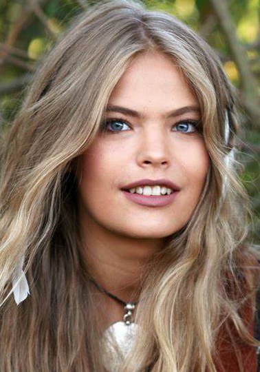 弗拉维娅·霍伊达 Flavia Hojda