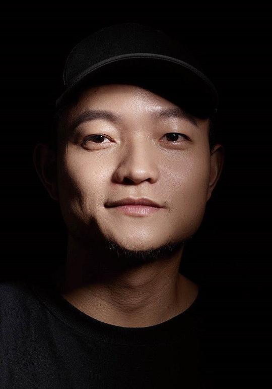 邬浪 Lang Wu