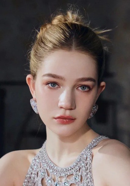 安娜 Anastasia Shestakova