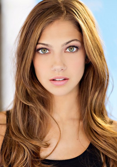 米娅·塞拉菲诺 Mia Serafino