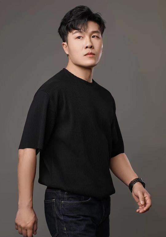 曹震麟 Zhenlin Cao