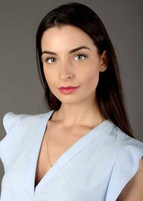 雅娜·阿诺索娃 Yana Anosova