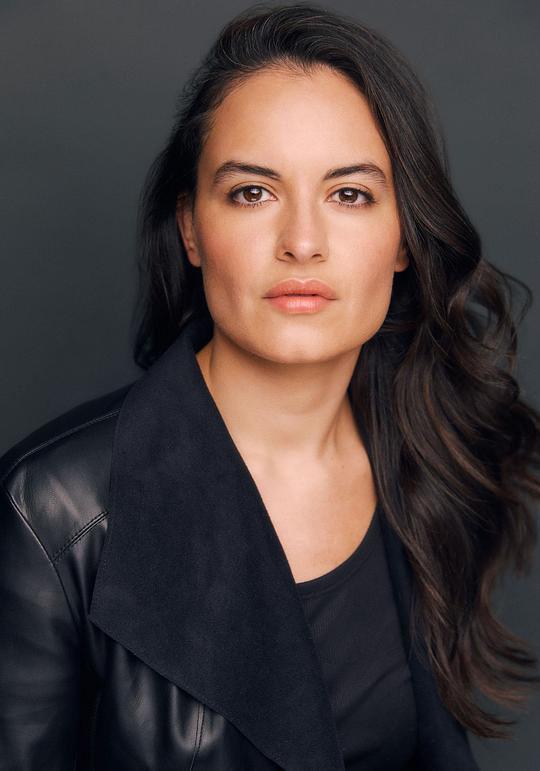 加布里埃拉·洛伦 Gabriella Loren