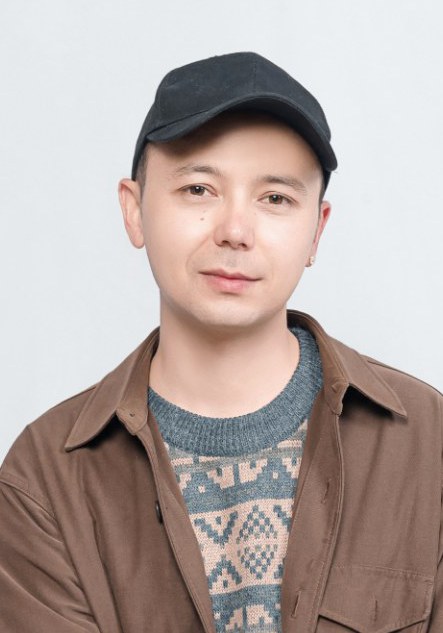 艾麦提·麦麦提 Emetjan Memet