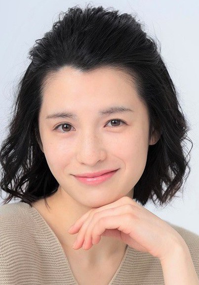 皆本麻帆 Maho Minamoto