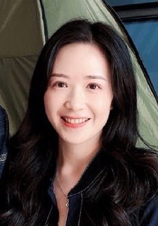 曾芷欣 Zhixin Zeng