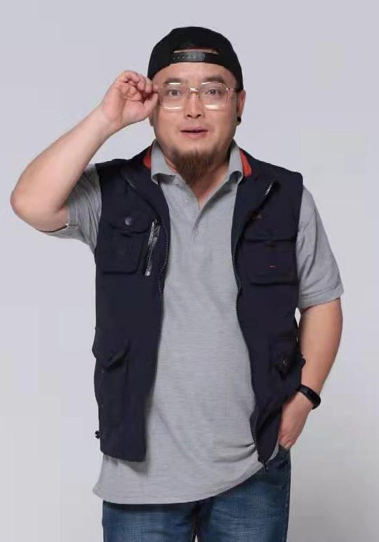 贾巍 Wei Jia
