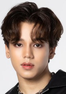 弗鲁克·纳特塔侬·通萨昂 Fluke Nattanon Tongsaeng