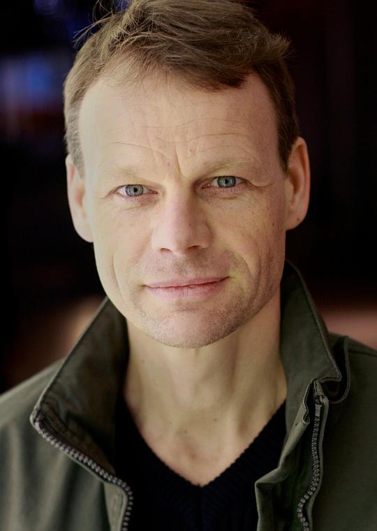 约阿希姆·舍恩费尔德 Joachim Schönfeld