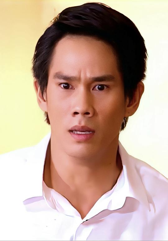 阿楠鹏·思里楚姆桑  Anatpol Sirichoomsang