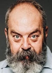 阿里·杜森卡尔卡 Ali Düsenkalkar