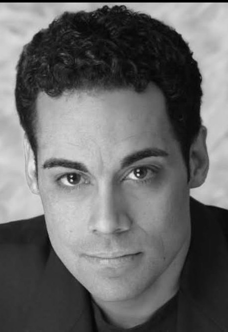 莱昂内尔·皮纳 Lionel Pina