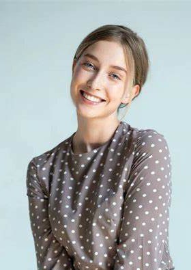拉丽萨·库拉科娃 Larisa Kulakova