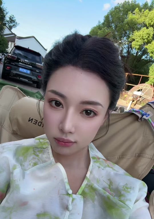 路文卓 Lu Wenzhuo