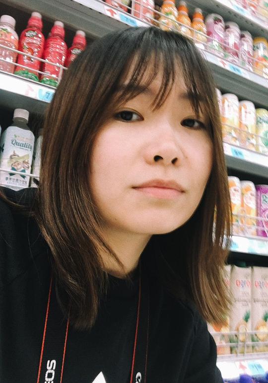 魏国歌 Guoge Wei