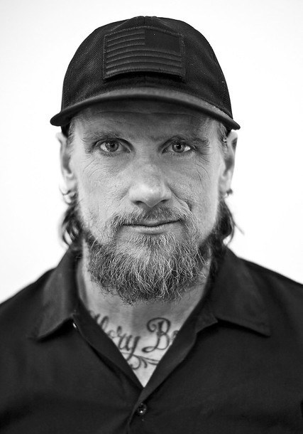 迈克·瓦利 Mike Vallely