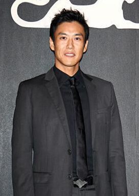加贺美智久 Tomohisa Kagami