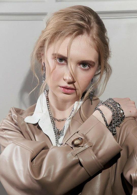 叶卡捷琳娜·查诺娃 Yekaterina Channova