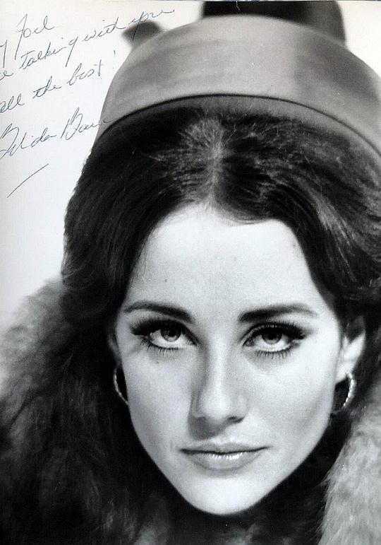 贝琳达·宝儿 Belinda Bauer