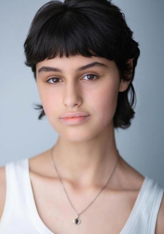 伊莫金·罗斯 Imogen Ross