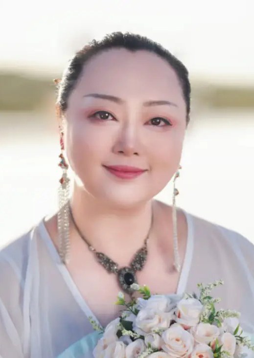 李欣磬 Xinqing Li