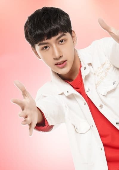 阮骏越 Nguyễn Tuấn Việt