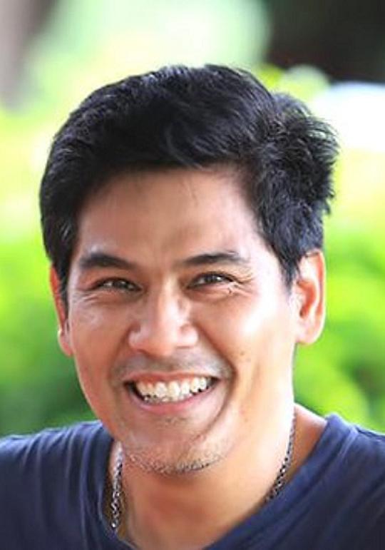 亚伊·法差拉基亚特·邦帕克迪 Yai Vacharakiat Boonphakdee