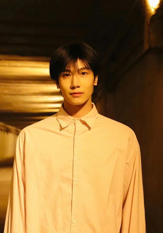 江东旭 Dongxu Jiang
